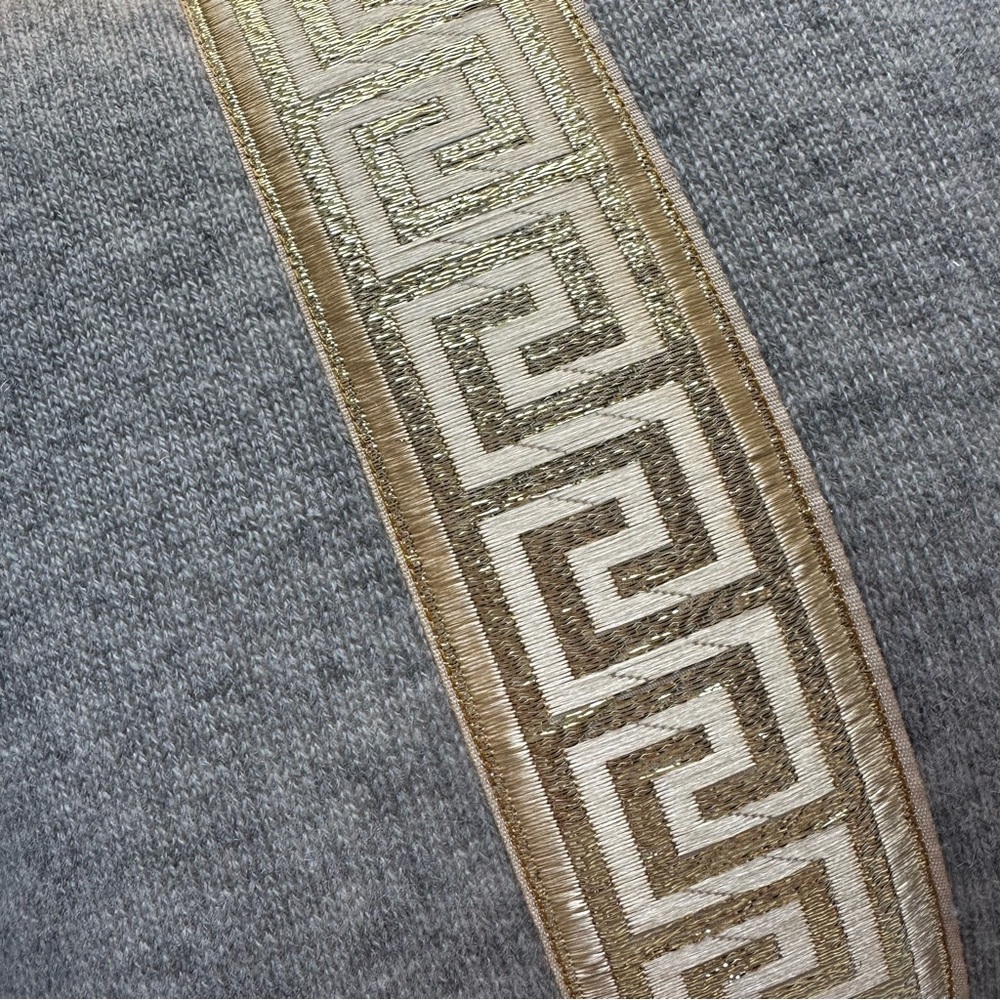 Cashmere Mini-Pillow by Fili NY - Picture 3 of 4